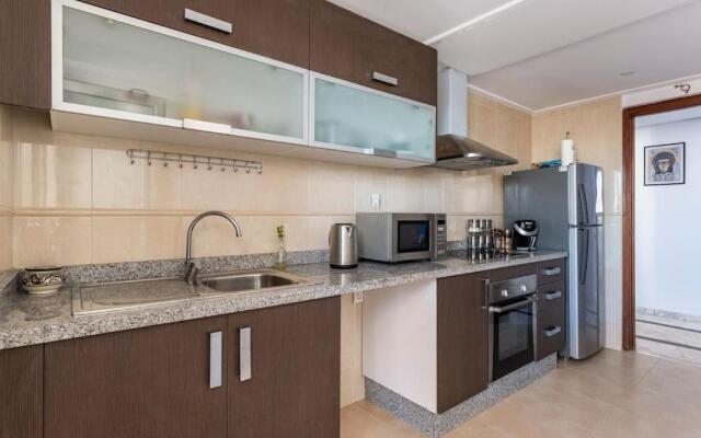 Sea view apartment