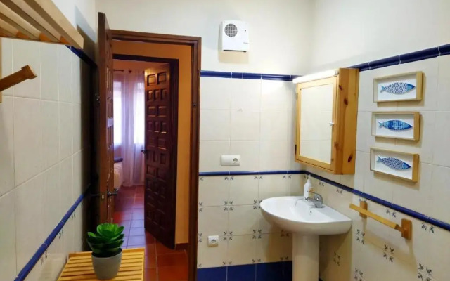 Masia de San Juan - castillo con piscina en plena Sierra Calderona