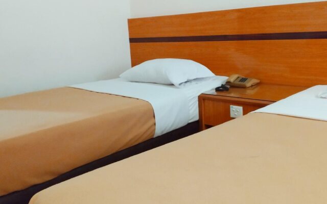 Paradise Hotel
