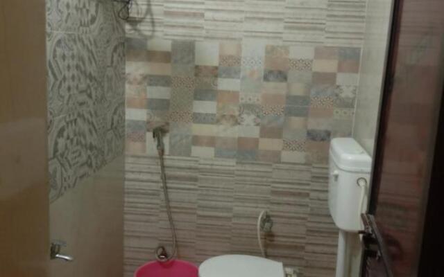 POP 84909 Hotel Aditya Residency