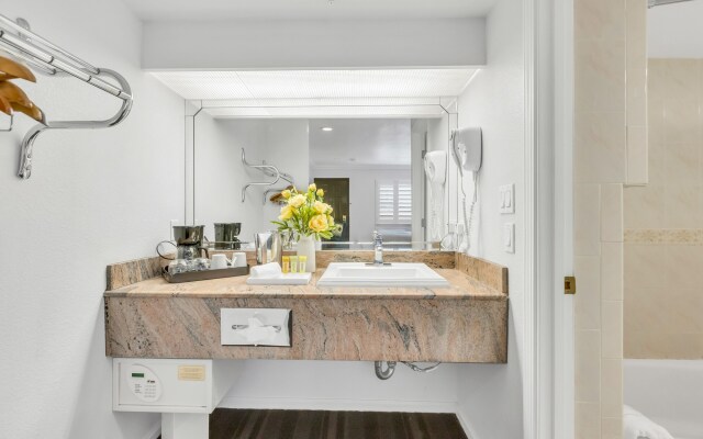 Napa Valley Hotel & Suites