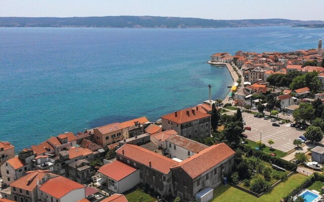 Awesome Home in Kastel Stari With Wifi and 3 Bedrooms