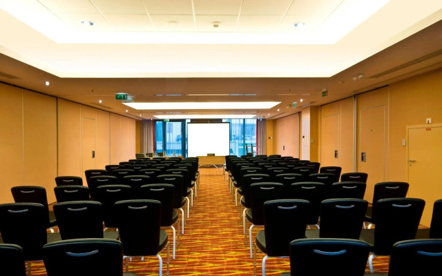 Courtyard by Marriott Paris Saint Denis