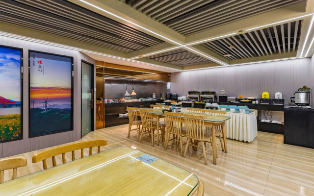 Grunion Business Hotel