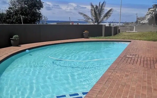 Isikhulu Apartments