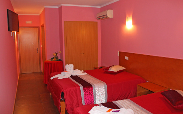 Monte Carlo Love Porto Guesthouse