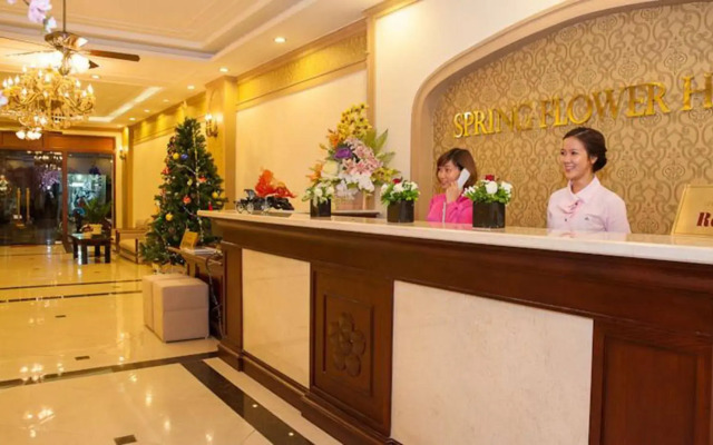 La Palm Hotel