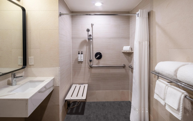 voco Times Square South New York by IHG