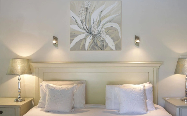 Yellow Aloe Guesthouse