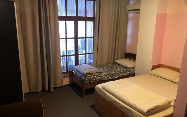 Elling 8 na Azovskoy