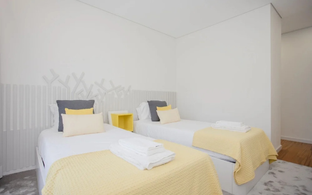Liiiving-Luxury River View Apartment XII