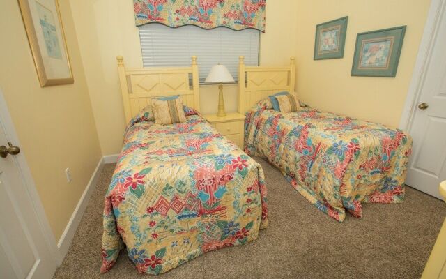 Oceania 607 3 Bedroom Condo by RedAwning