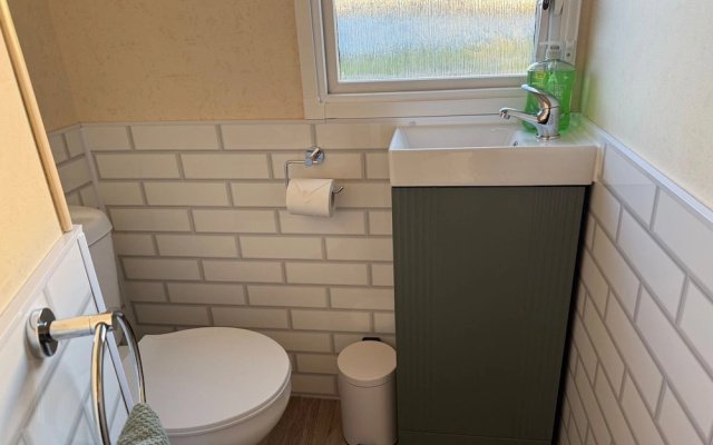Captivating 2-bed Static Caravan in Holyhead