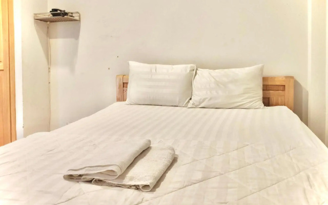 RedDoorz White 1 Hotel