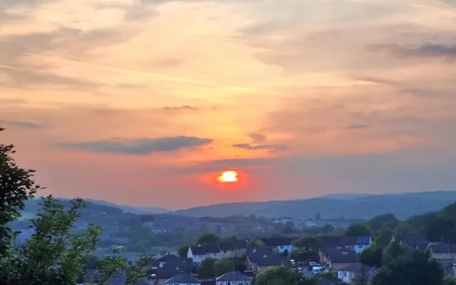 Chestnut Lodge - a Woodland Escape Near the City!