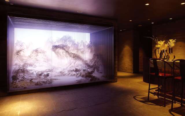 Elegant Hotel Shanghai Bund