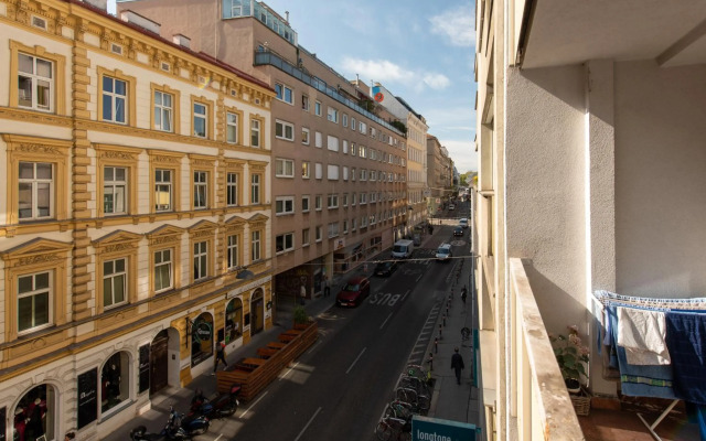 Apartment - Burggasse