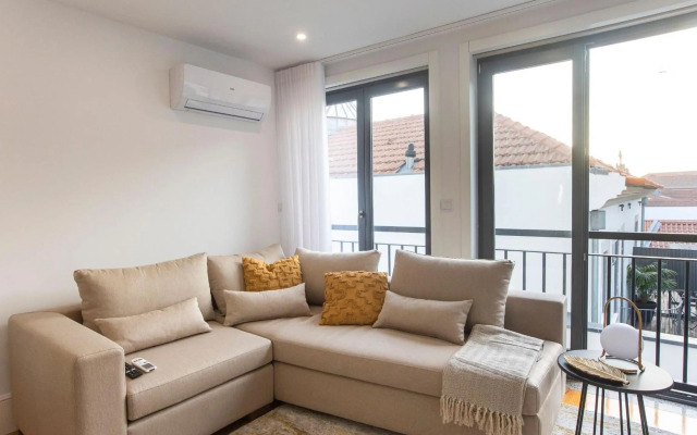 City Center 2BR Flat w/ AC by LovelyStay