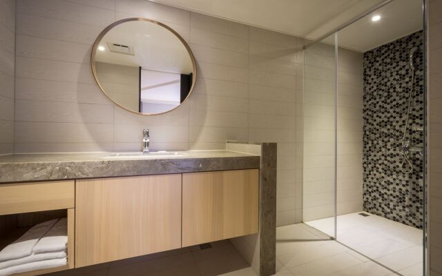 CHECK inn Taichung Wenxin Zhongqing