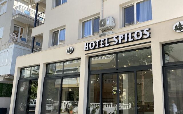 Spilos Gumuldur Hotel