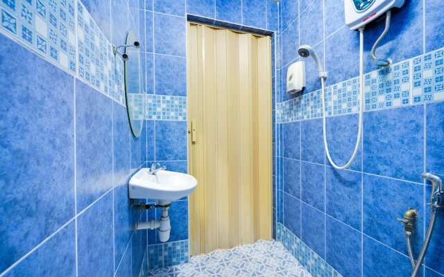 CP Hotel by OYO Rooms