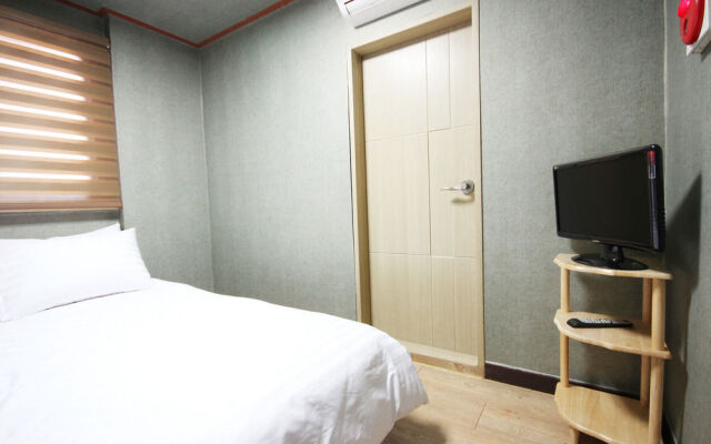 Myeongdong Hello Residence