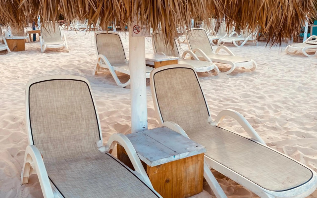 Everything Punta Cana - Pool & Beach