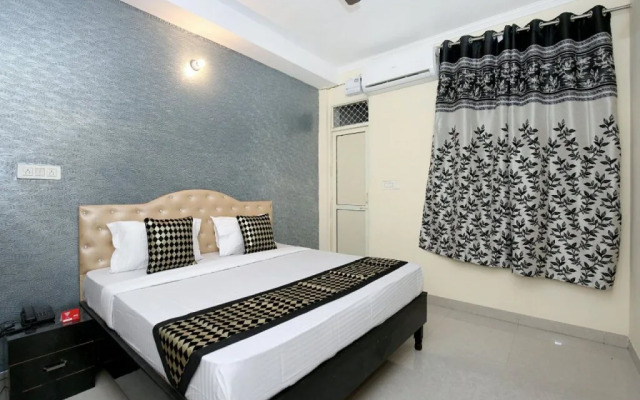 Hotel Red House By OYO Rooms
