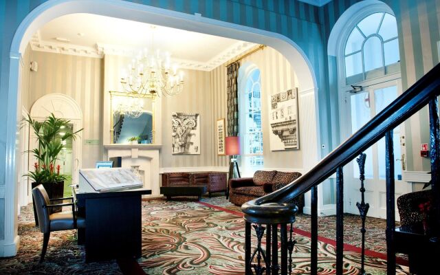 De Vere Beaumont Estate