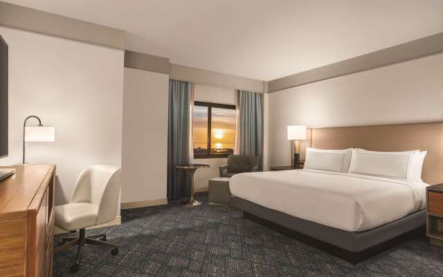 DoubleTree Suites by Hilton Hotel Tampa Bay