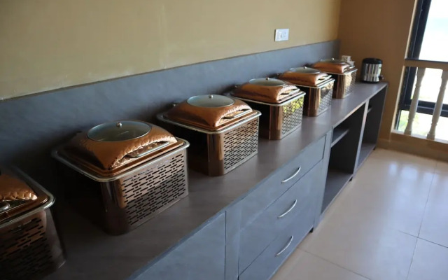 Angela Beach House ( Lui)