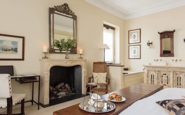 Chelsea Luxury Dream with garden