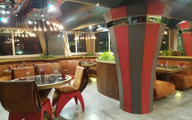 Chacha Inn