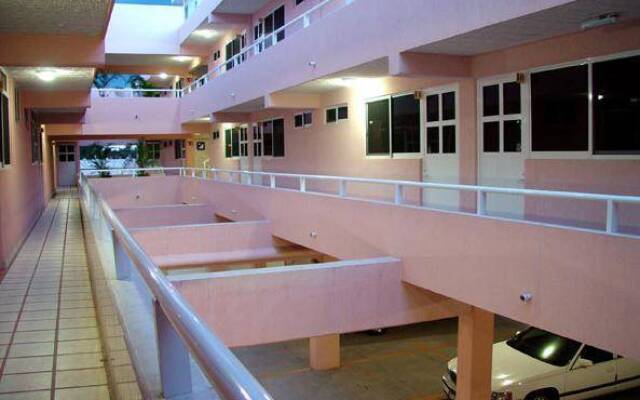 Capital O Hotel Suites Andrade