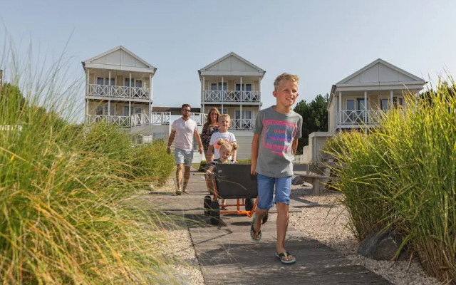 Semi-detached Villa With Microwave Near the Beach