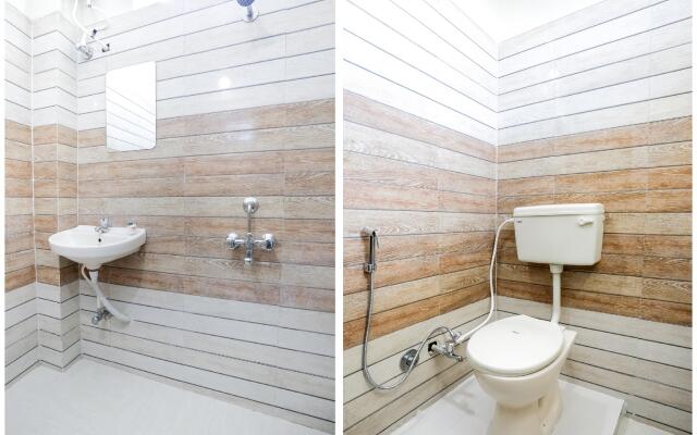OYO 46385 Hotel Srs