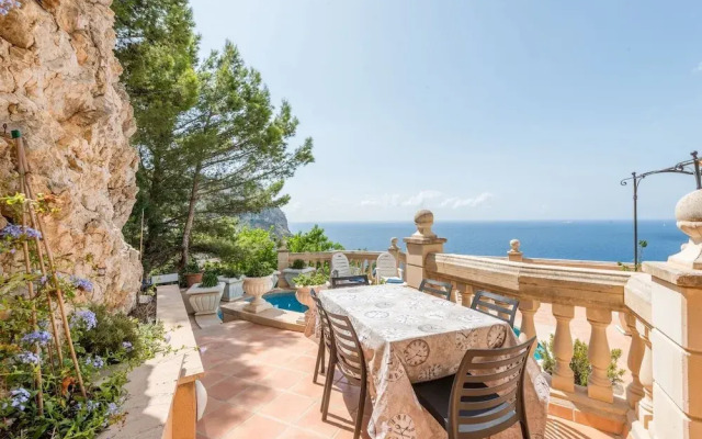 With Panoramic Views On The Sea - Villa Cala Llamp