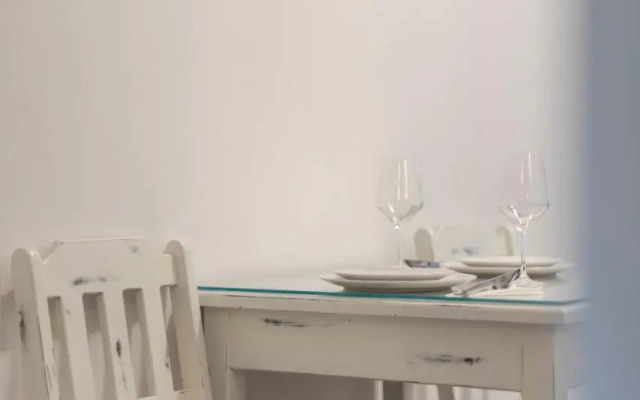 Studio Apartment Luka