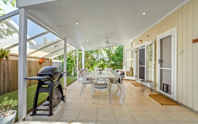 Peaceful Family Villa, Sunrise Beach