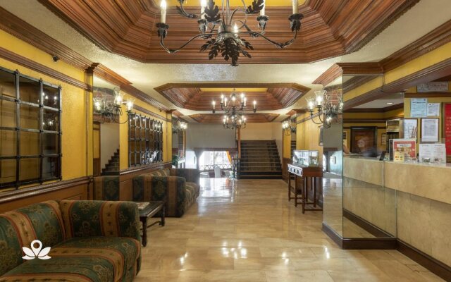 Camelot Hotel