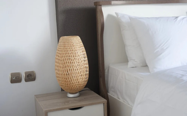 Glyfada, Modern Minimal Apartment