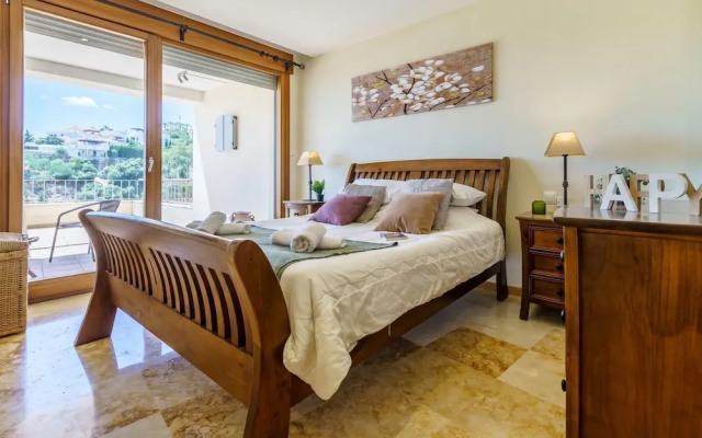 Marbella Mountain With sea View and Pool