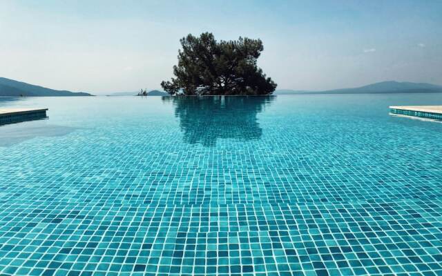Ephesus Retreat