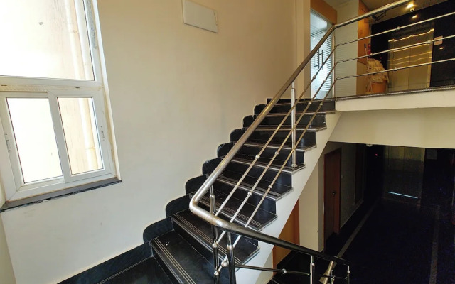 Premium Hotel W K Puri