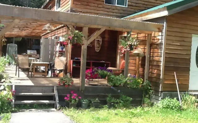 Wild Alaska Inn