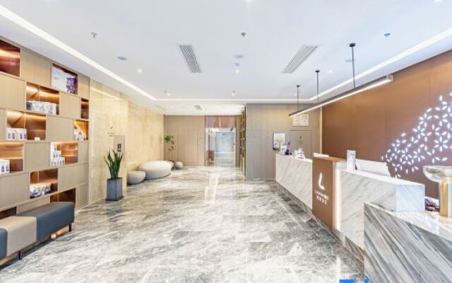 Lavande Hotel (WeiFang Zhucheng Dinosaur Park Bus Station Branch )