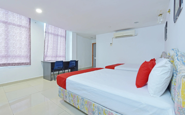 Super OYO 90494 Sam Huat Hotel