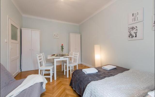 P&O Apartments Plac Bankowy 4