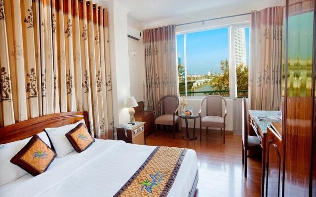 Bamboo Green Riverside Hotel