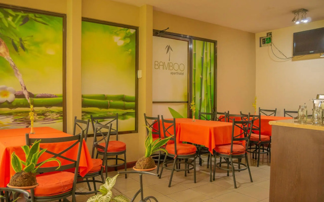 Hotel Bamboo Aeropuerto